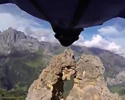 Incredibile volo wingsuit