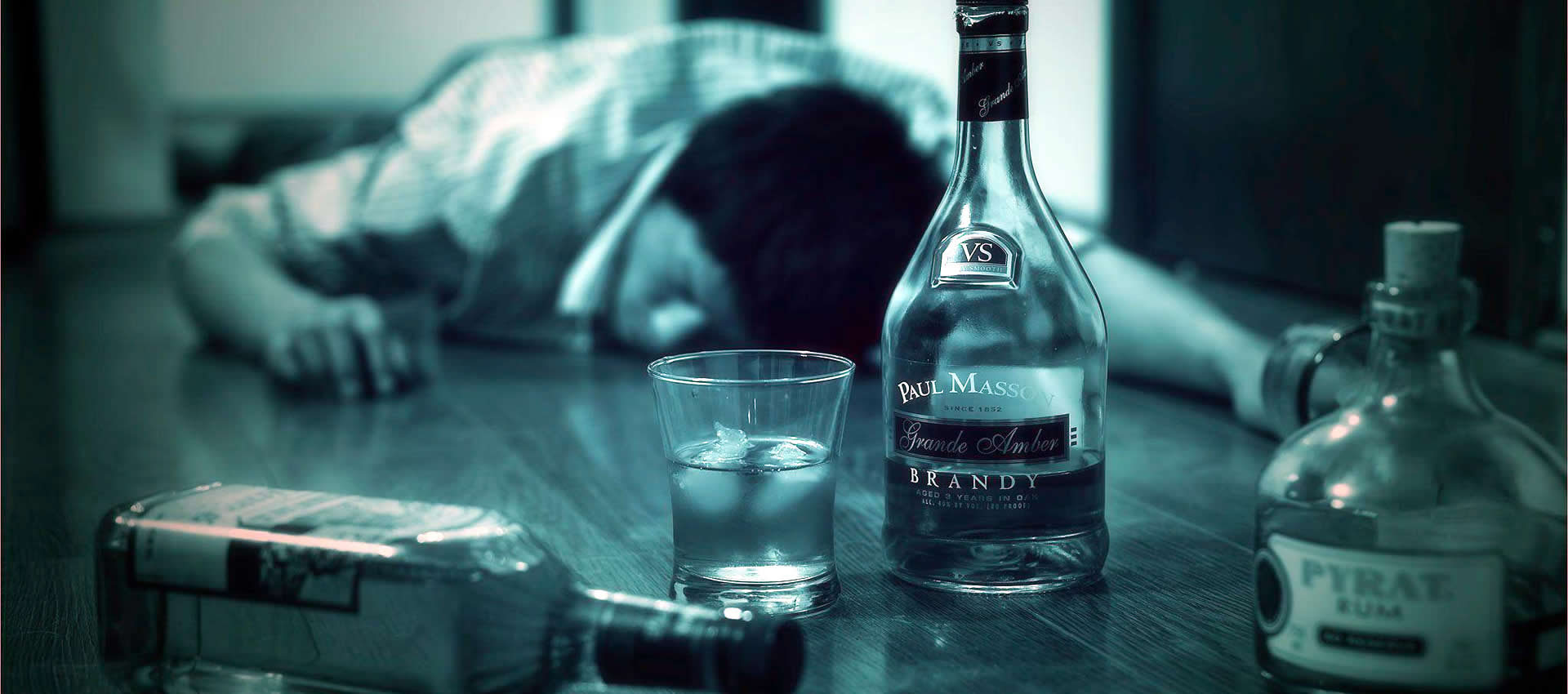 Come aiutare un amico o un familiare alcolista