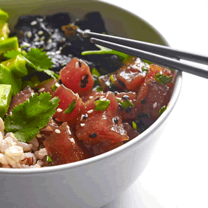 Cos'è il poke e come si cucina